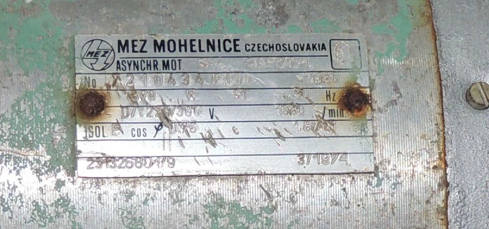 Тръби ф 63,5 x 3,2 мм.      Трифазен вентилатор 0.37 kW, 1380 об.