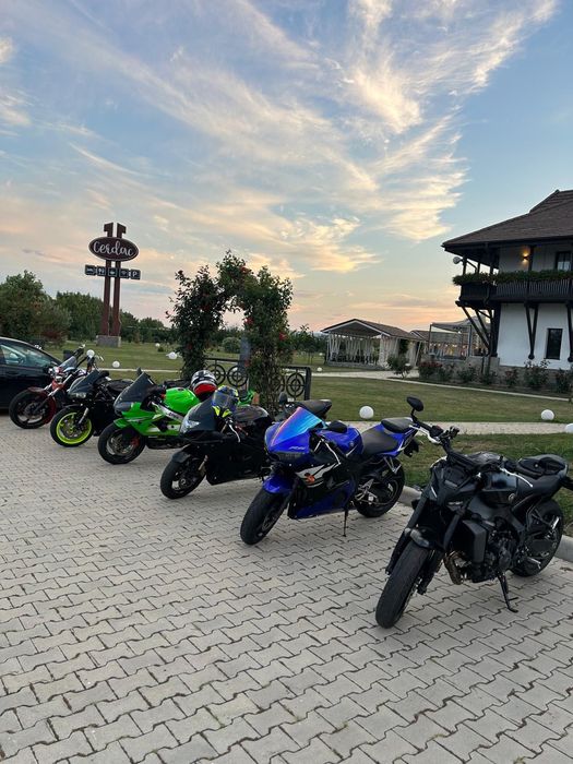 Vând Yamaha R6 2003