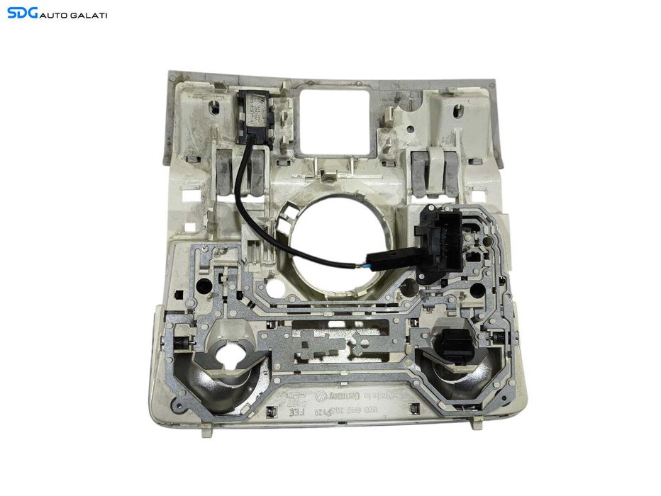 Lampa Iluminare Habitaclu Plafon Plafoniera Volkswagen Passat B7 2010 - 2015 Cod 1K0947133H 1K0947105 [LR1570]