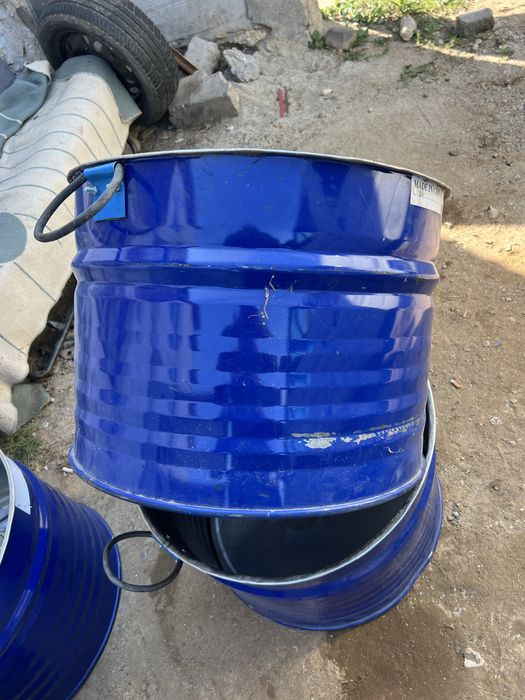 Ръчно направен казан за варене на буркани и други неща.