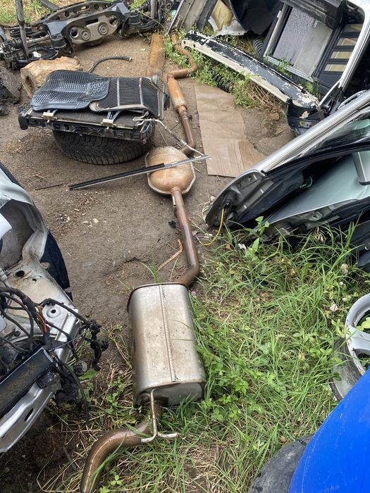 Запчасти на мерс 210 лупарик mers w210.