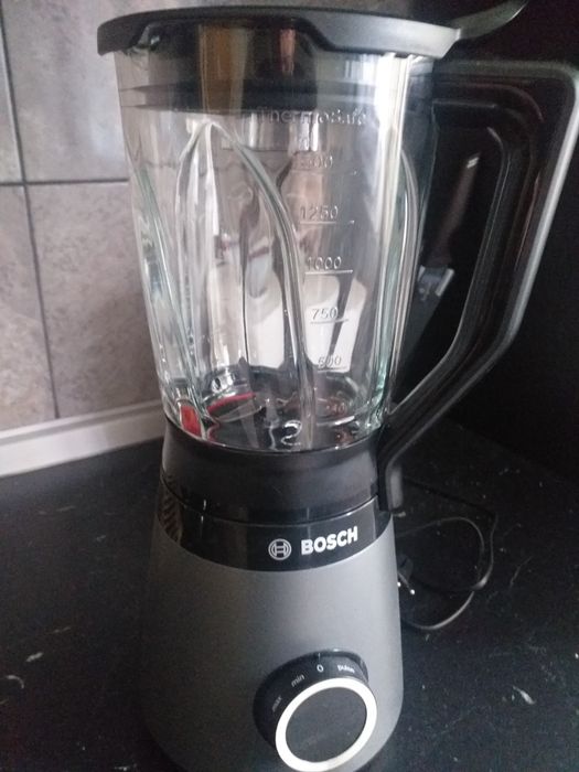 Vând blender Bosch,nou fără cutie