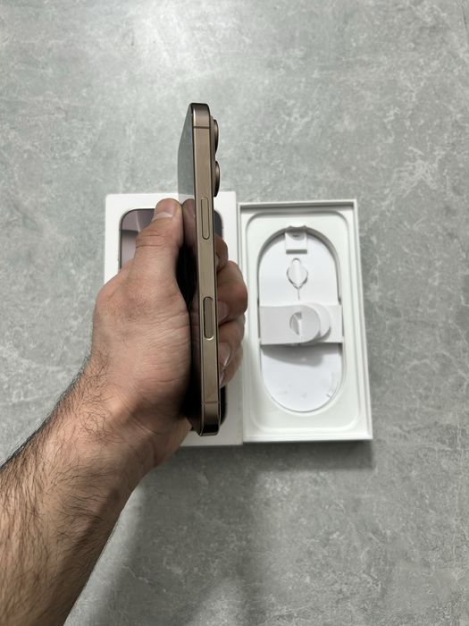 iPhone 16 Pro 128GB Desert Titanium