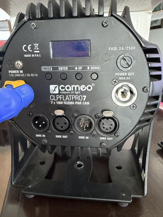 Vând Cameo CLPFLATPRO7 – Proiector LED PAR Profesional RGBWA PRODUS NOU