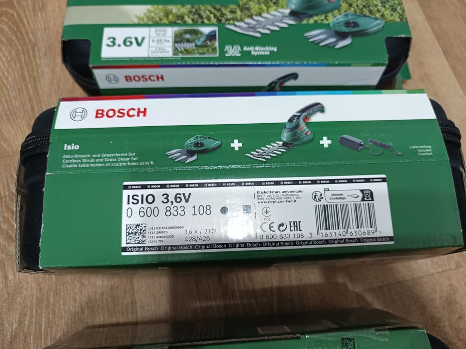 Bosch Isio3 foarfeca electrica gard viu iarba sigilata