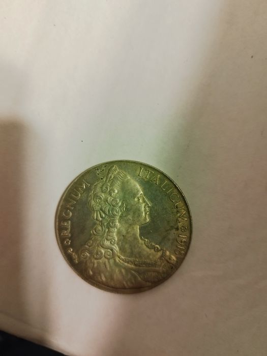 Moneda veche de argint