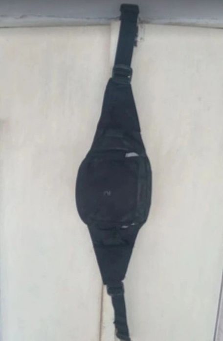 OFEETA TOP ! Borseta hidratare RockRider Decathlon - Ca NOUA !

Borset