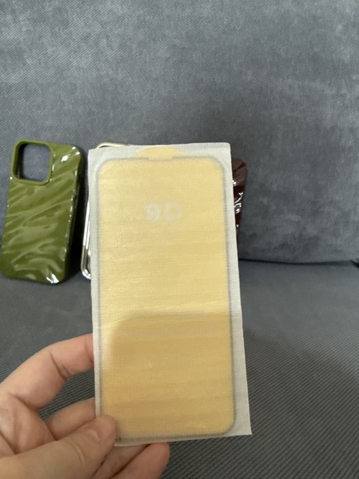 Чехлы и стекло на 13 про айфон