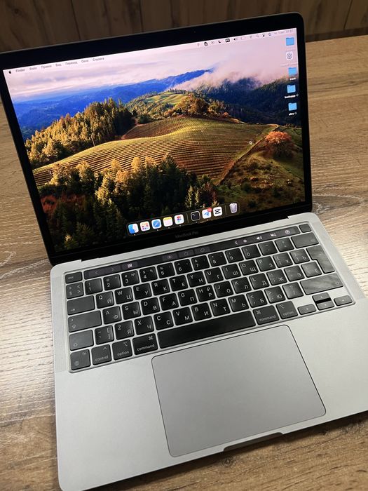 MacBook Pro 13 M1 2020 / 8GB / 512GB / Touch Bar / оригинал
