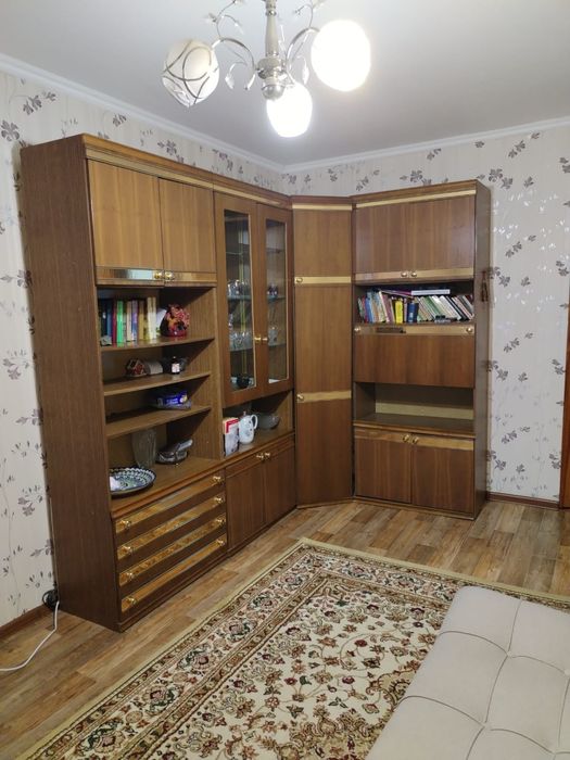 Продам кв 2 ком район Достык