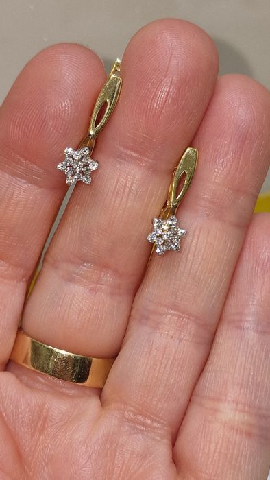 Серьги  с бриллиантами