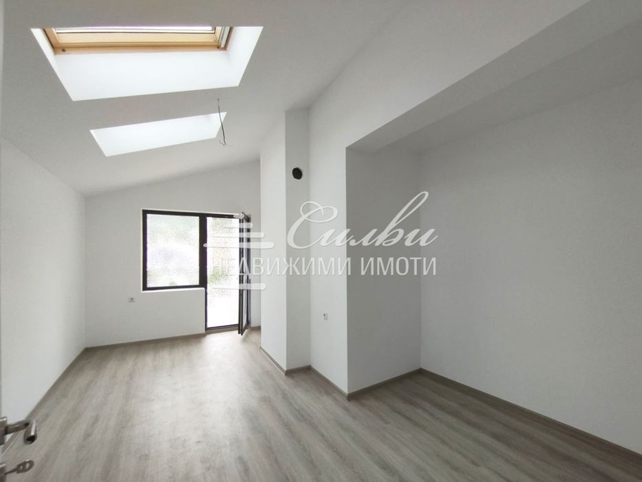 Продава се Двустаен апартамент в Шумен, Гривица - 97 кв.м за 1052 €/кв.м - Снимка #3