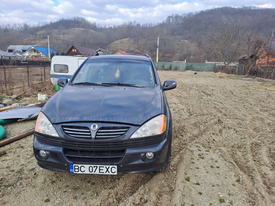 Vând întreg sau dezmembrez