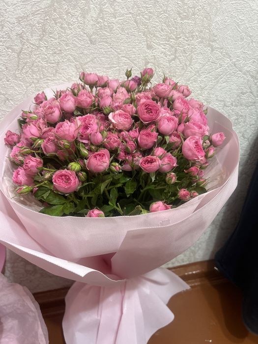 Продаются кустовые розы, 20к