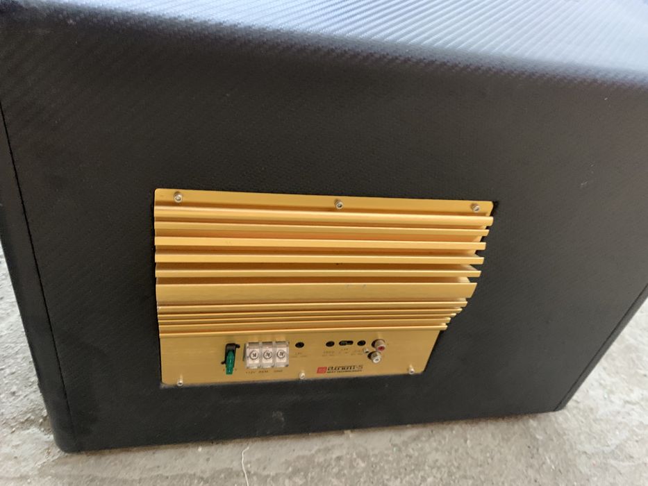 Сабвуфер jbl 1200