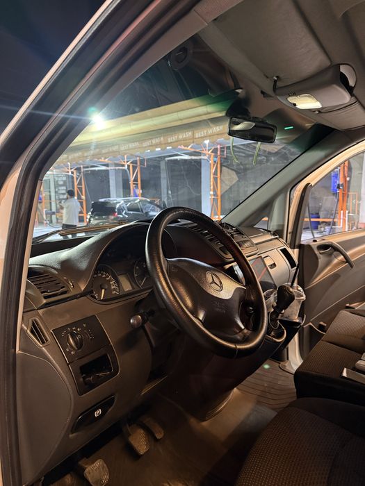 Mercedes benz vito