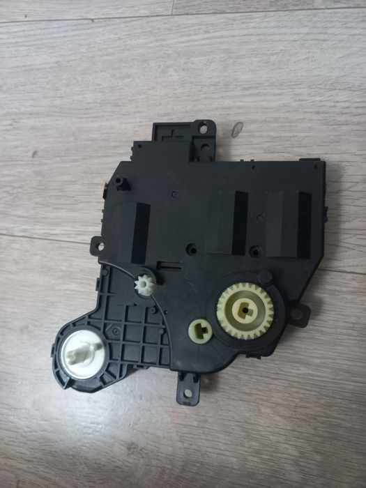 Серавопривод печки Тойота Камри 70