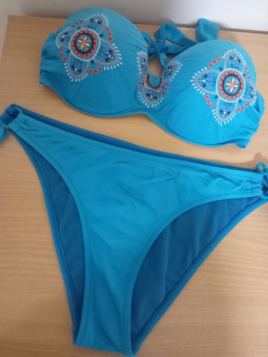 Бански  от две части 10€