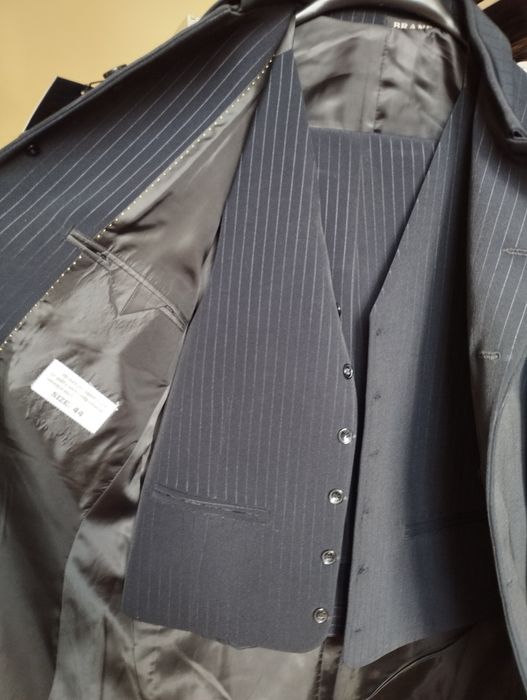 Тройка. Костюм. Абсолютно Новый!!!