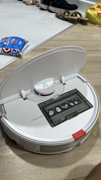 Продам робот пылесос Xiomi Robotock S7