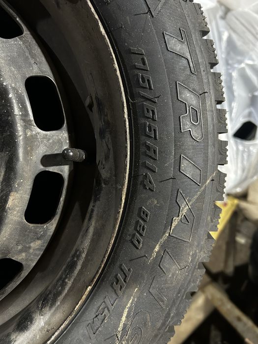 Резина зимняя на 14