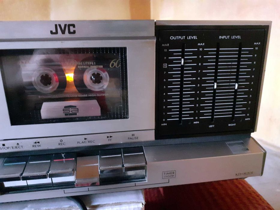 Топ модел дек JVC KD- S201Е- К7-USA model-Японска супер качествена машина.