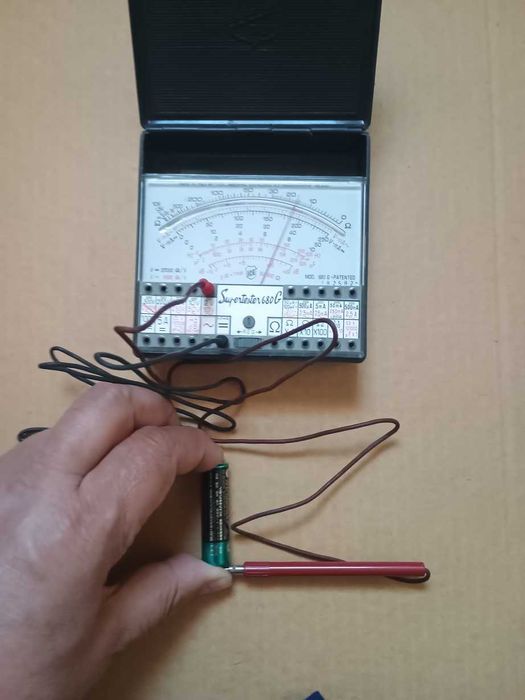 multimetru analogic Supertester 680G