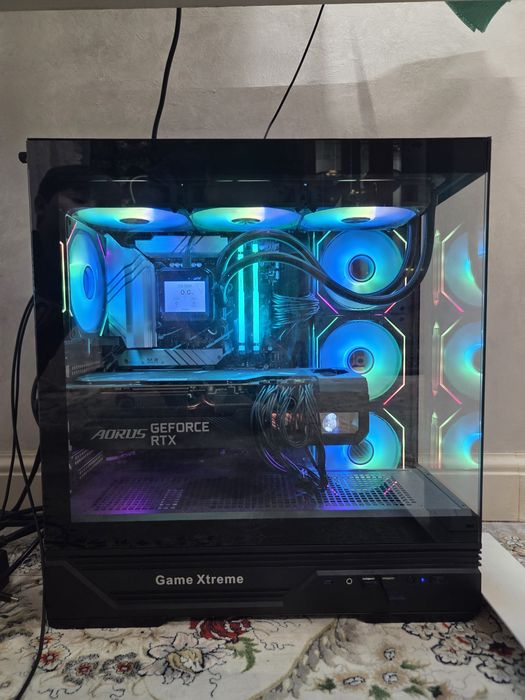 Nastolni kompyuter faqat case