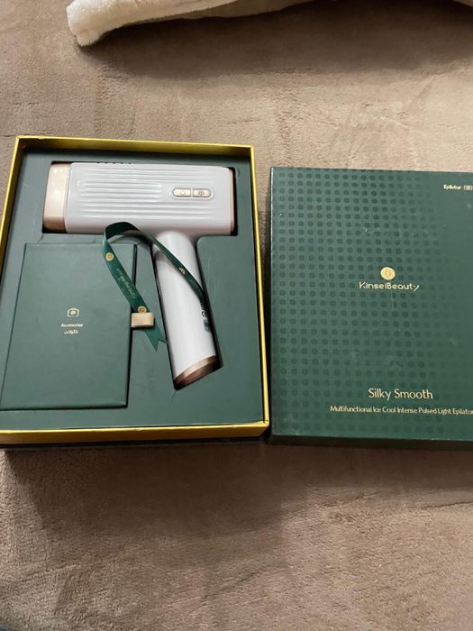 Epilatoare laser noi la cutie