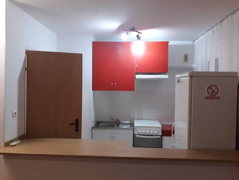 Garsonieră pentru închiriat!