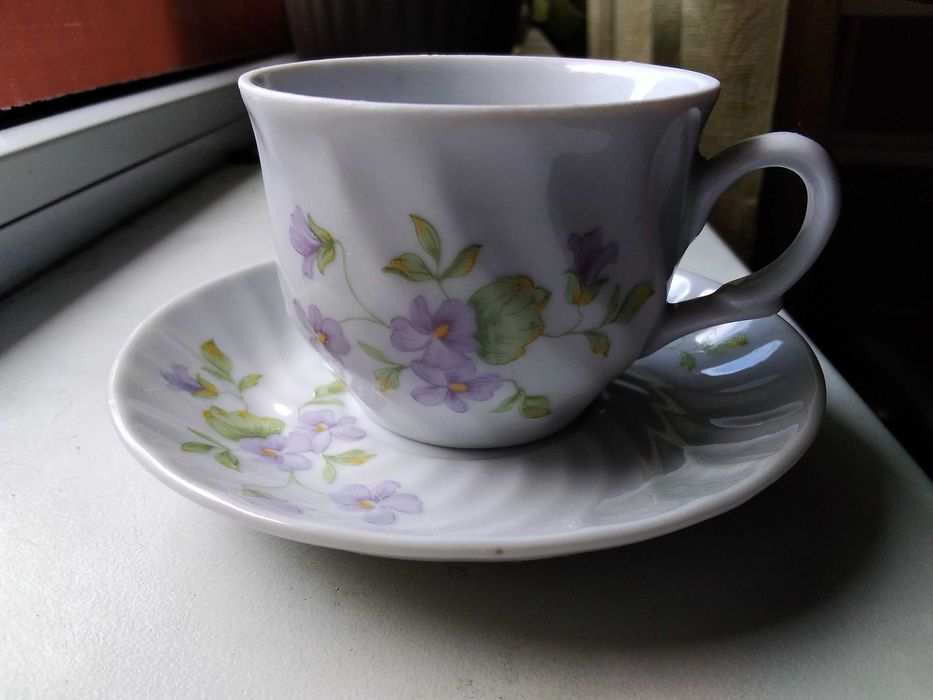 20% отстъпка на всичко до 20 ноември Порцеланова кана, чаши, чайник