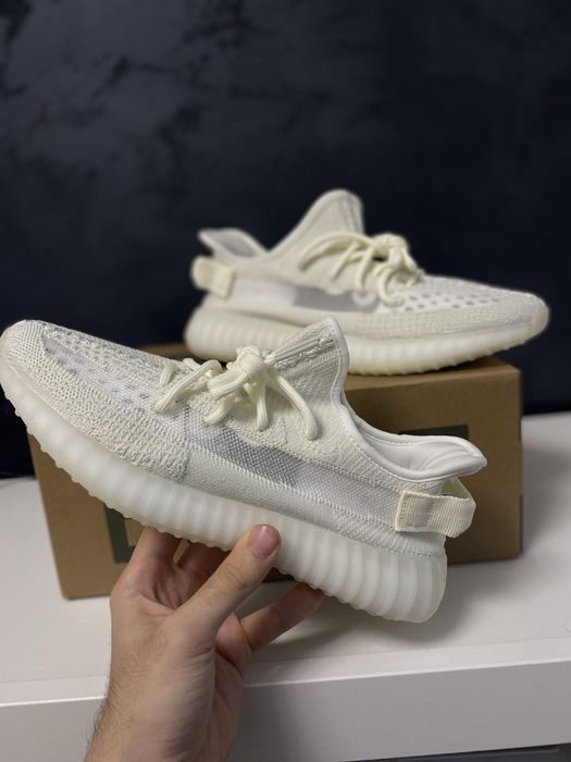 Adidasi Yeezy 350 V2 Bone White | Calitate Premium |
