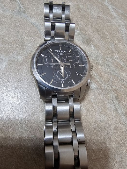 Продаются оригинальные кварцевые часы TISSOT 1853 производство швейцар