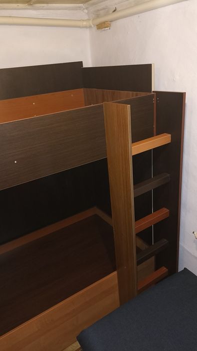 Двухспальная кровать