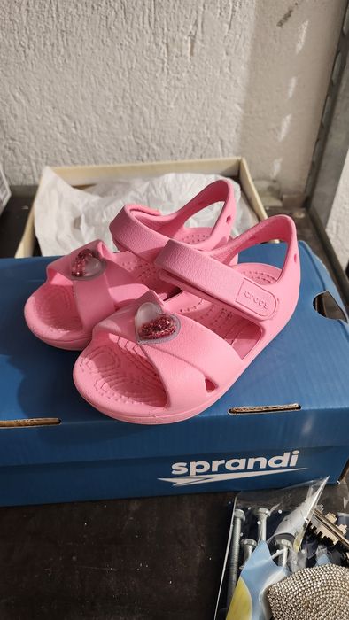 Детски сандали и чехли