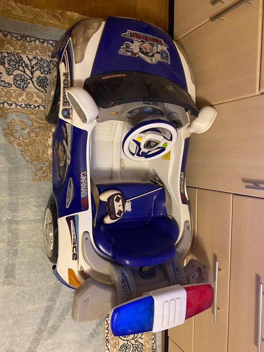 Машинка детская мерседес