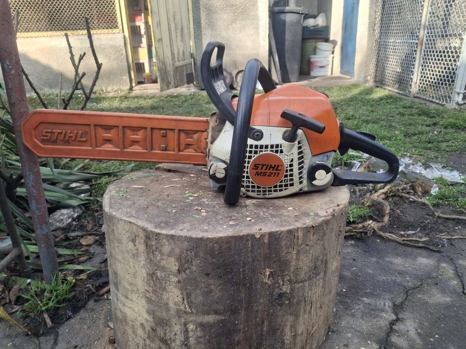 Vând stihl ms 211