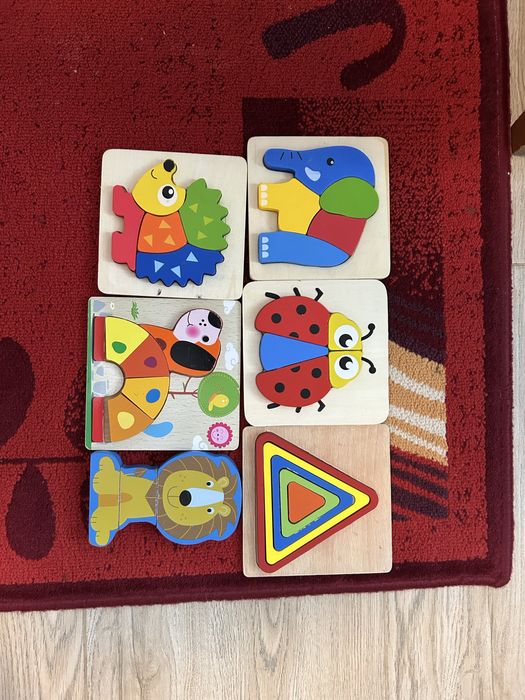 Puzzle- uri din lemn