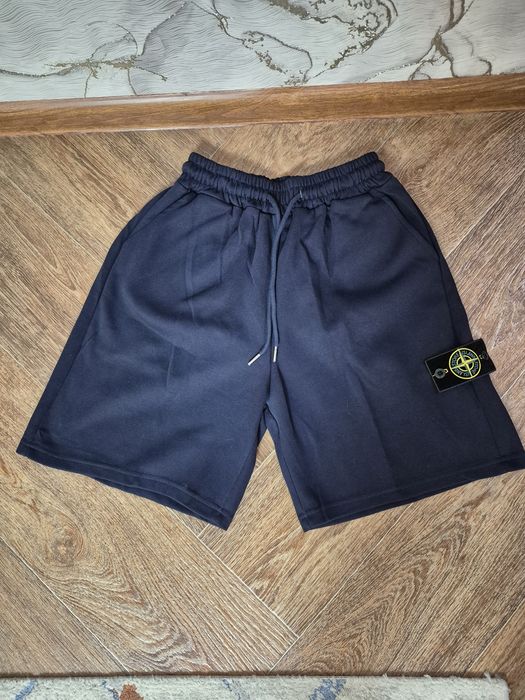 Продам шорты Stone Island