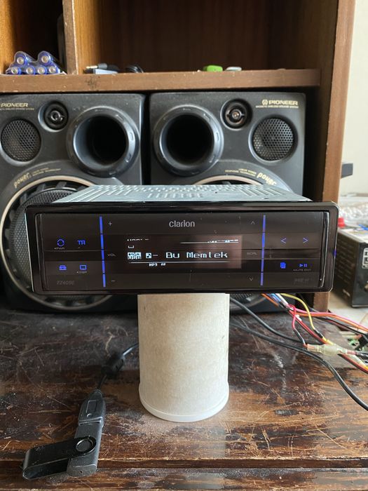 CLARION FZ409E - УНИКАТ & РЯДЪК МОДЕЛ - USB, AUX, Радио плеър за кола авто  сд cd