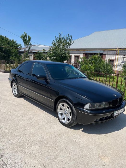 Перединий задний бампер на Bmw e39