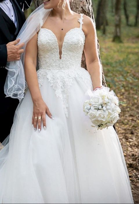 Продавам булчинска рокля