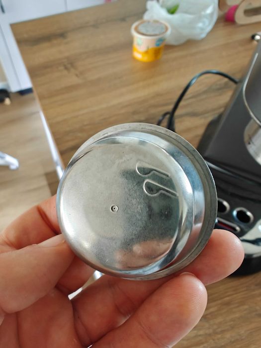 De'Longhi EC685M Dedica Style