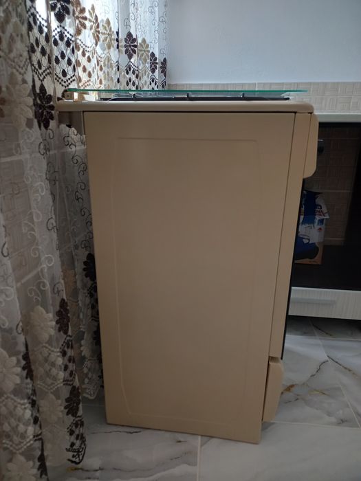 Aragaz Metalica bej de vanzare