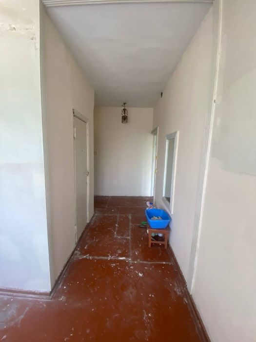 Qora qamish 1/4 da 1 xona srochno