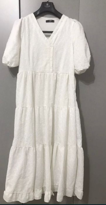 Продам белое платье