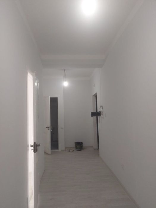 Qushbegi sohil boyi  2/12/13   Engi uy  hammasi bitgan 92 kv