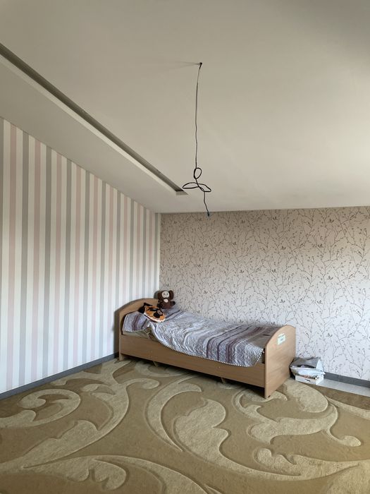 Продается современный дом в Бектемирском районе (ул. Мажнунтол)