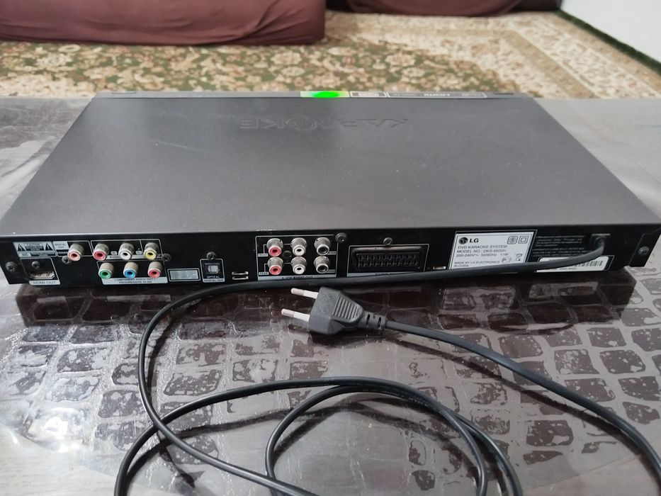 Караоке плеер LG продам