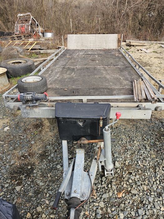 Vand trailer ,platforma auto,tractare 410x210  troliu ,cu cilindru
